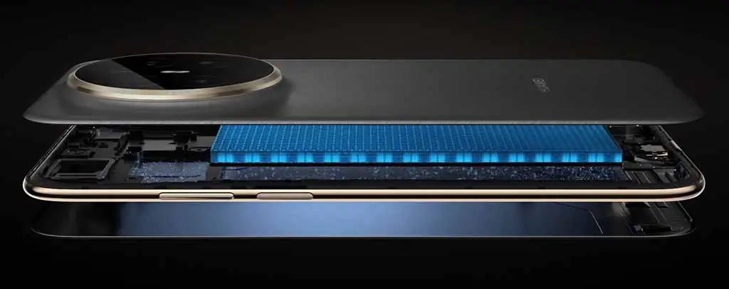 El interior del Mate 70 Air con su gran batería