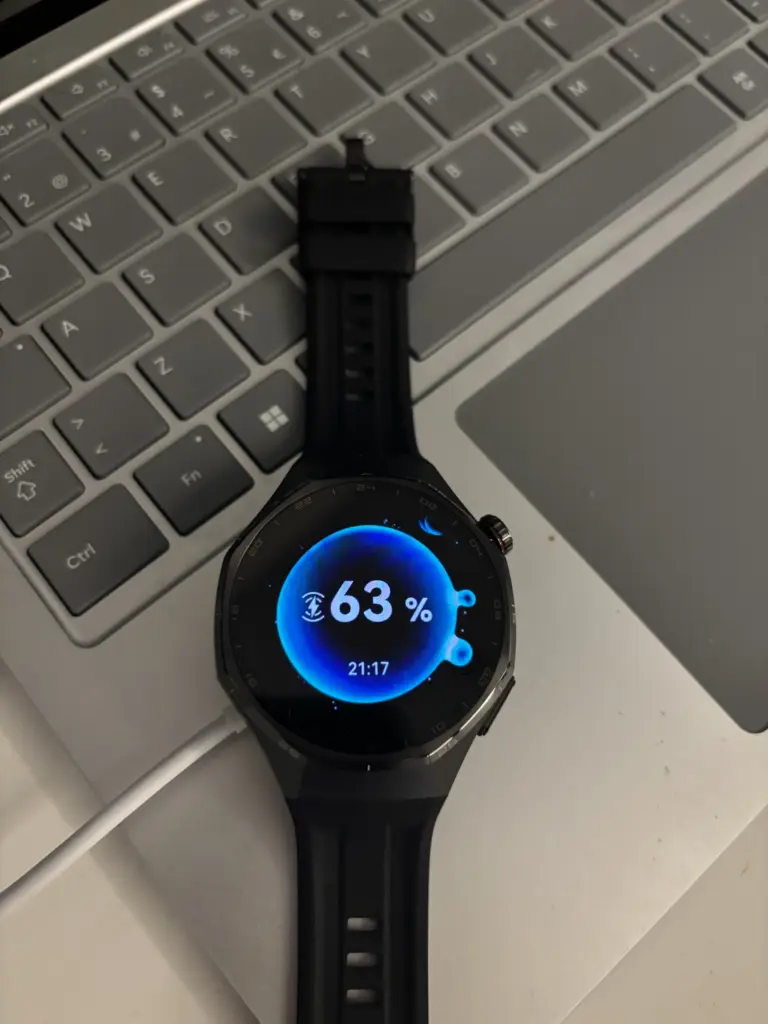 Huawei Watch GT6 Pro vista lateral
